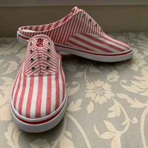 ❤️🤍Ralph Lauren Red&White Canvas Slip On Shoes7.5